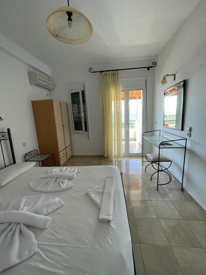 Niriides Rooms Elafonissos Exteriér fotografie