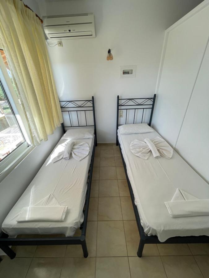 Niriides Rooms Elafonissos Exteriér fotografie
